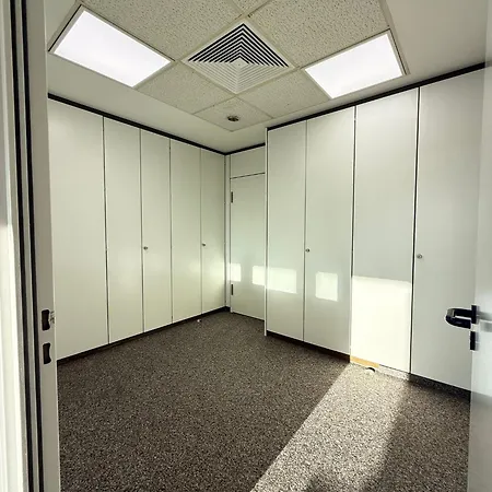 Apartman Uhf *